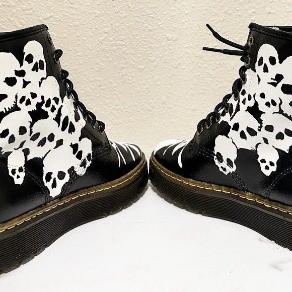 Hand Painted Skull Themed Dr. Martens Zavala Boots, W7/M6, NEW - Picture 6 of 7